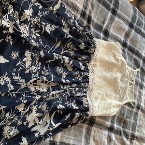 Navy and white floral dress size 13